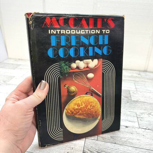 McCall's Introduction to French Cooking Vintage 1971 Cook Book Cookbook - Picture 1 of 14